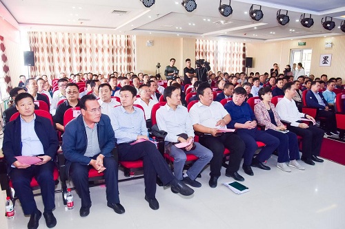 活動(dòng)現(xiàn)場(chǎng)2.jpg 活動(dòng)現(xiàn)場(chǎng)2.jpg